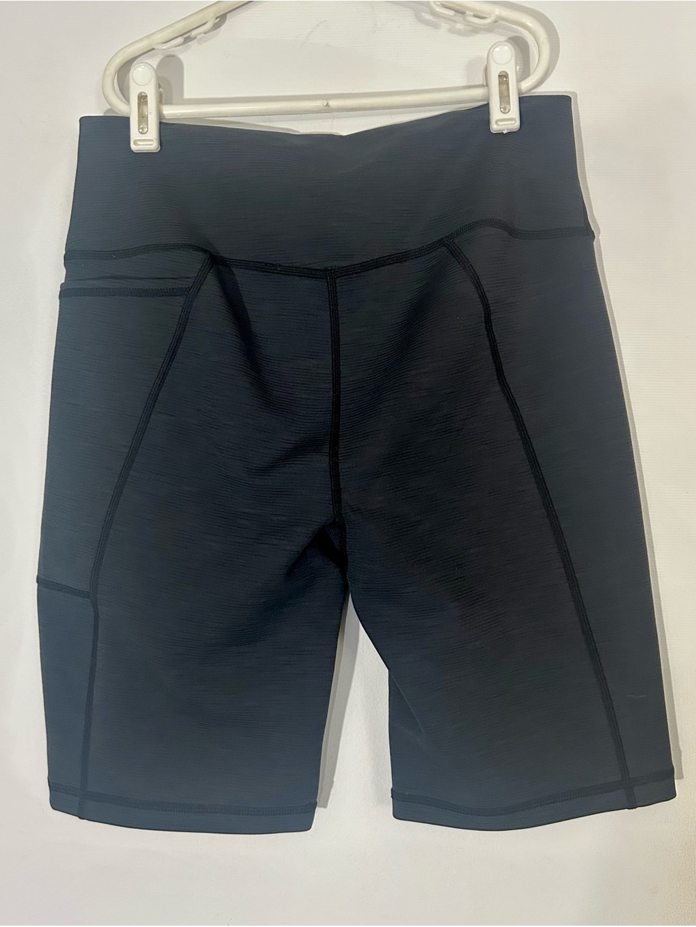 Sweaty Betty Super Sculpt 8” Performance High-Waist Black Bike Shorts Large, NWT - Picture 2 of 10